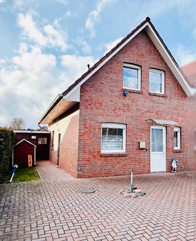Moderne Doppelhaushälfte in Papenburg-Obenende — linke Haushälfte