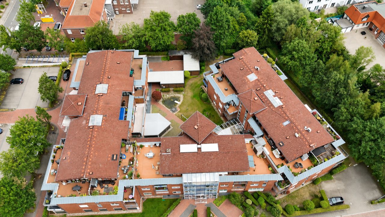 Luftaufnahme des Wohn- und Geschäftshauses an der Christoph-Bernhard-Bastei in Vechta